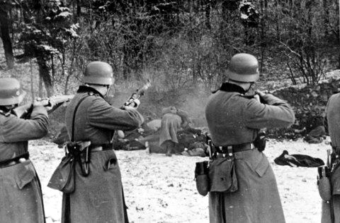 Polonia Esecuzione di 56 civili polacchi a Bochnia durante l'occupazione della Germania nazista della Polonia; 18 December 1939